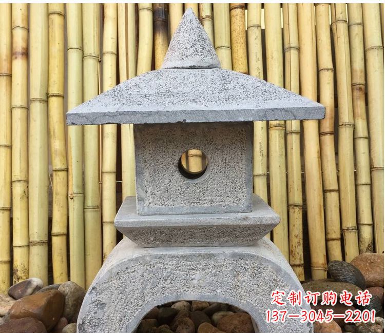保定古典灯笼石雕