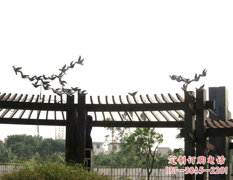 保定飞翔美景·鸽子雕塑