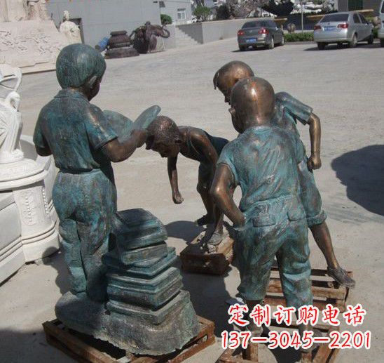 保定童话般的梦幻小孩铜雕塑