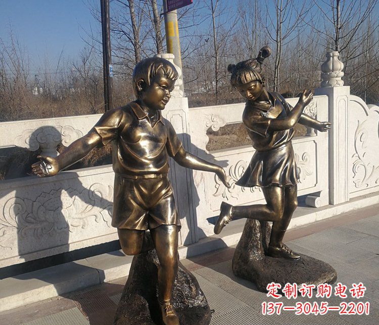 保定浪漫圆满的精美花篮雕塑