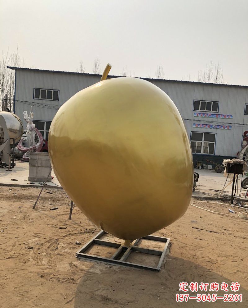 保定仿铜质苹果玻璃钢雕塑