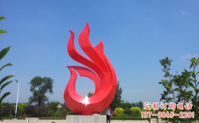 保定艺术荟萃的凤凰雕塑