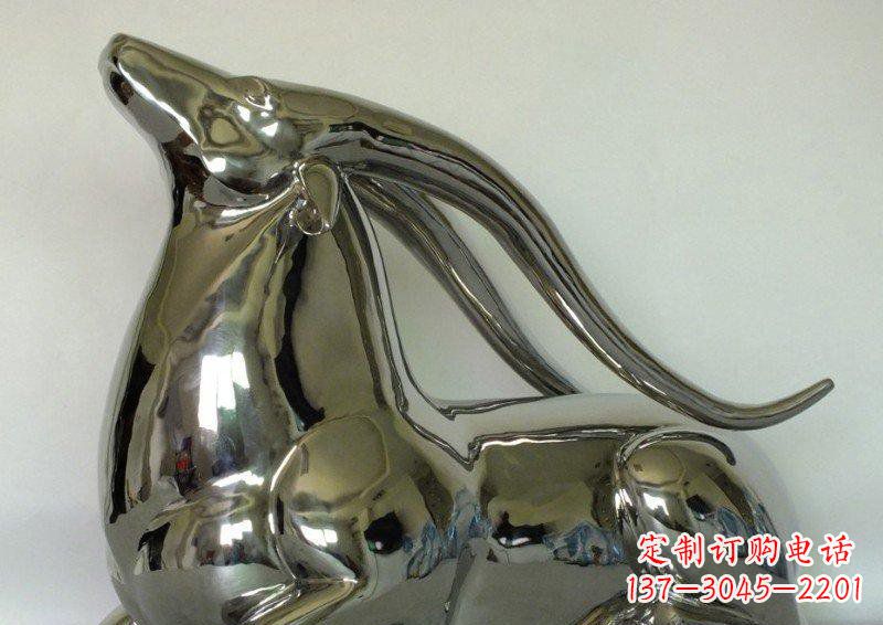 保定中领雕塑定制公园装饰不锈钢羚羊雕塑