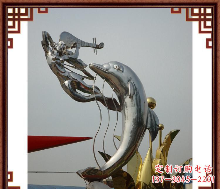 保定活力满满的海豚雕塑
