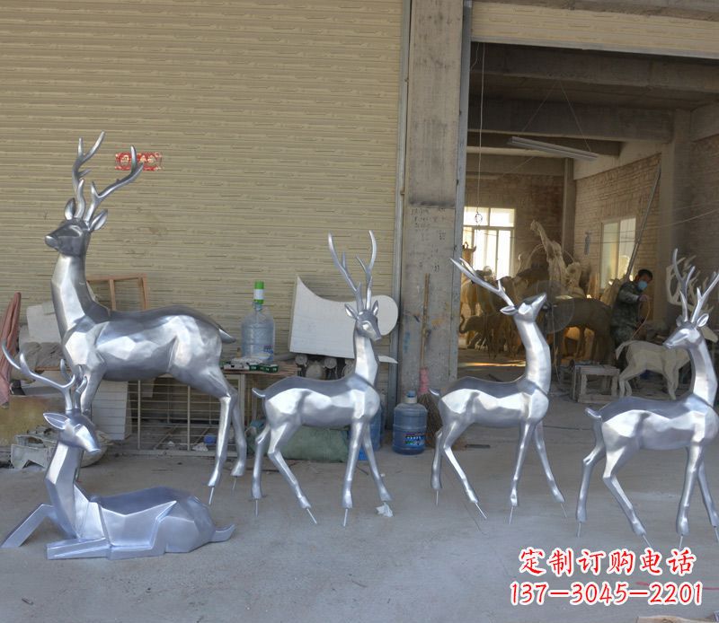 保定不锈钢动物雕塑——鹿