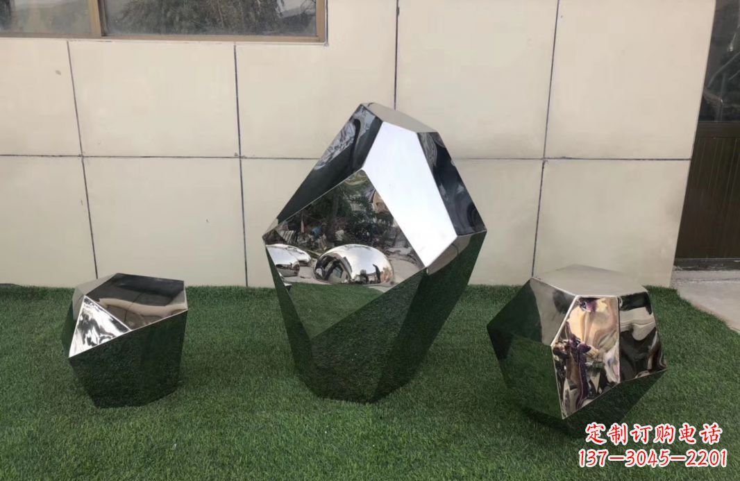 保定高质感不锈钢鹅卵石雕塑