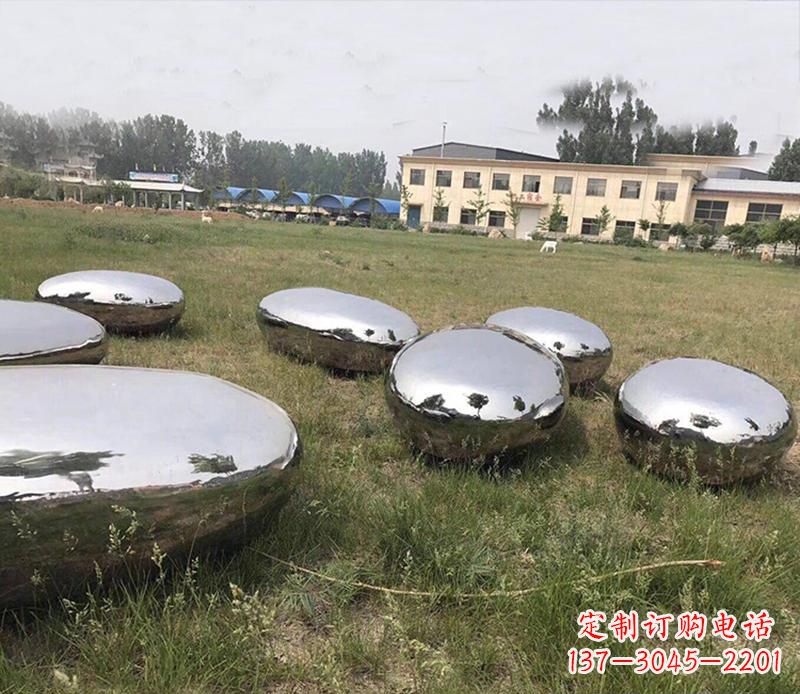 保定精美不锈钢水滴景观雕塑