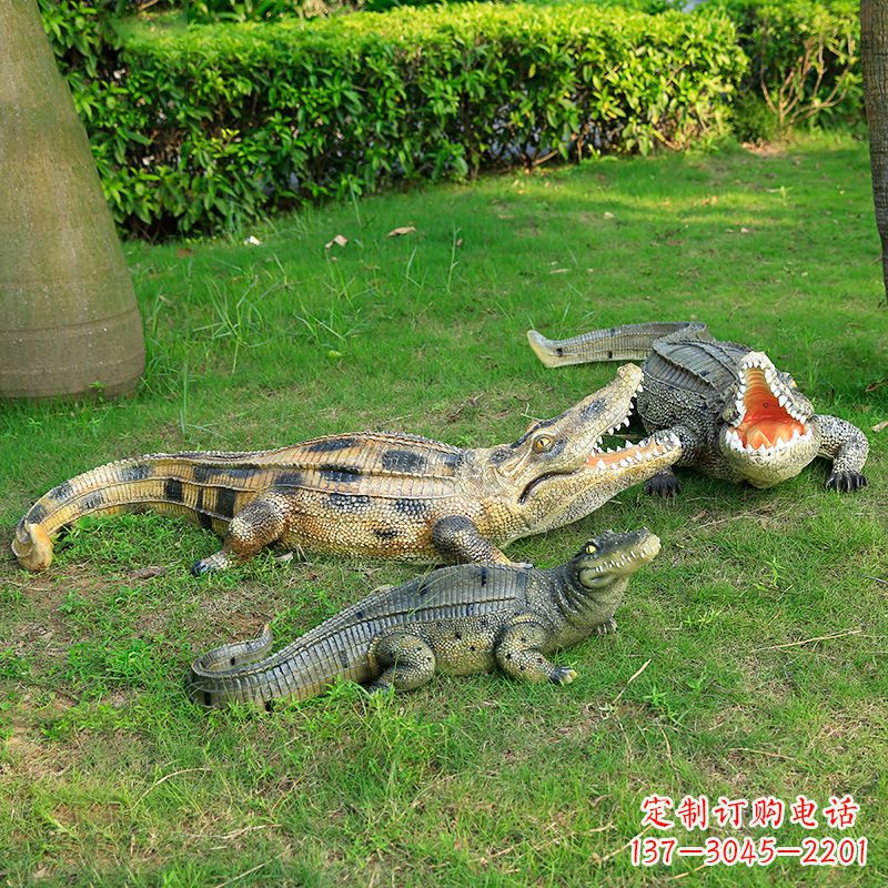 保定可爱的鳄鱼仿真动物雕塑