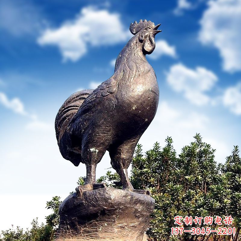 保定威风凛凛的大型铸铜酉鸡雕塑