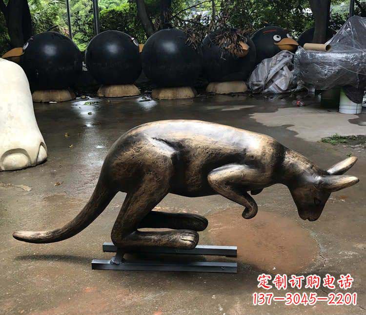 保定中领雕塑袋鼠铜雕