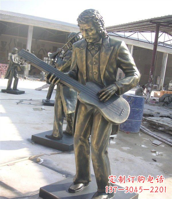 保定西方人物铜吉他雕塑