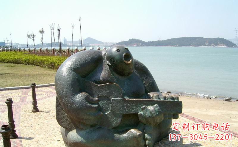 保定公园弹吉他抽象人物铜雕