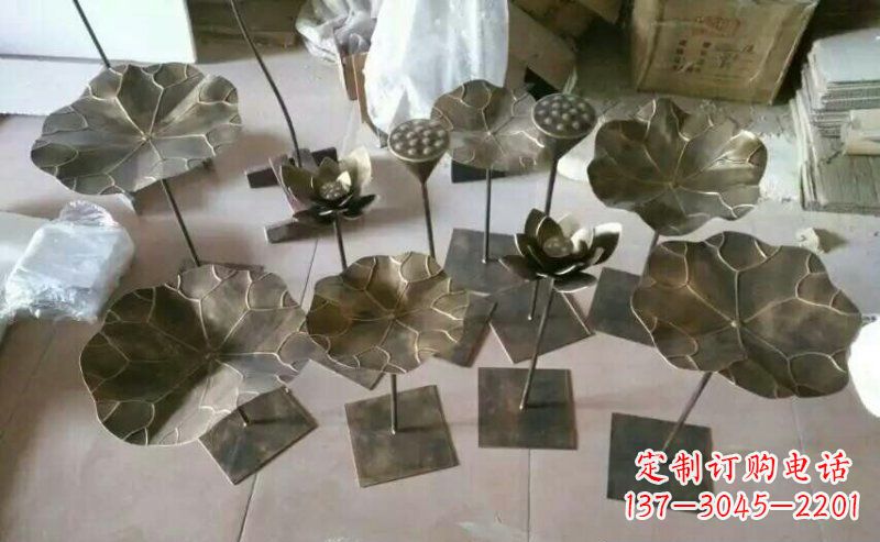 保定公园锻铜荷花荷叶景观铜雕