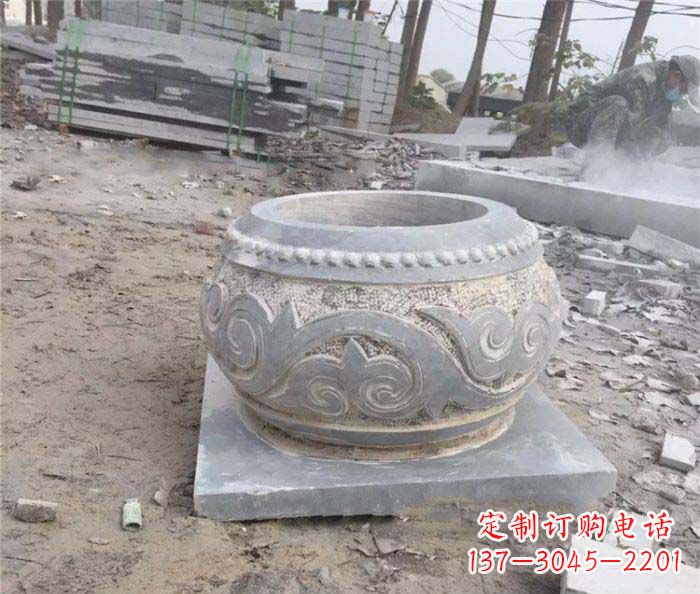 保定古典风格的仿古石水缸雕塑