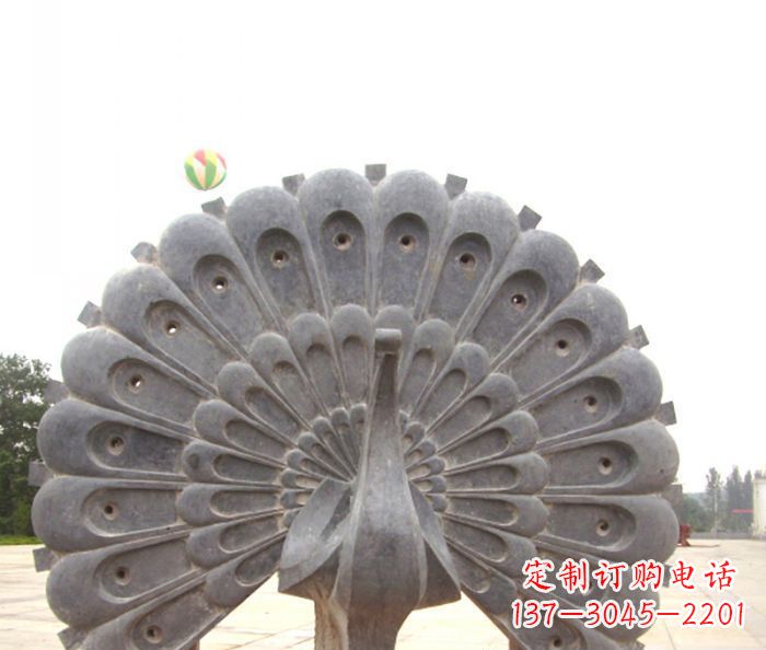 保定公园景观孔雀开屏石雕