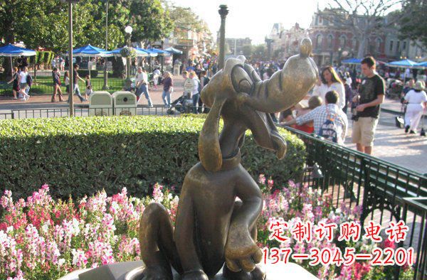 保定公园卡通小狗动物铜雕