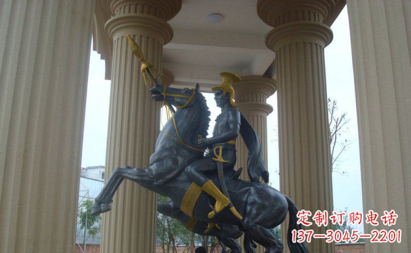 保定公园骑马的罗马士兵人物铜雕