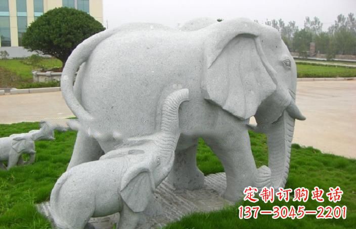 保定传神静谧的大象石雕