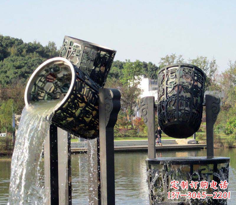 保定公园水缸喷泉铜雕