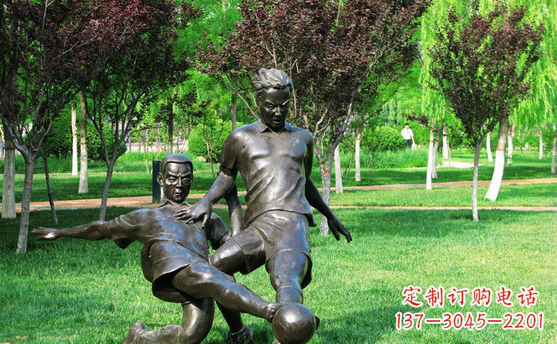 保定足球运动铜雕