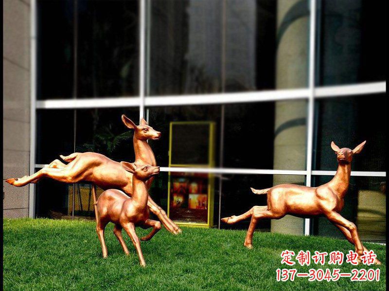 保定精美青铜动物雕塑——小鹿奔跑