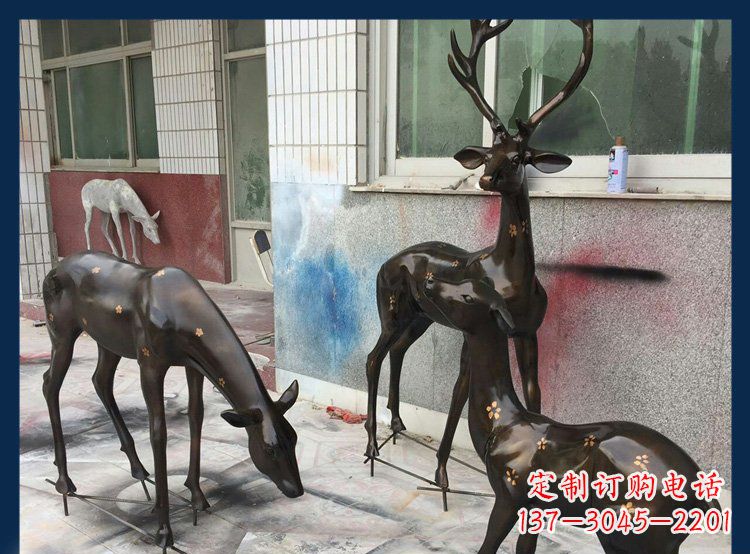 保定公园铜雕梅花鹿动物雕塑