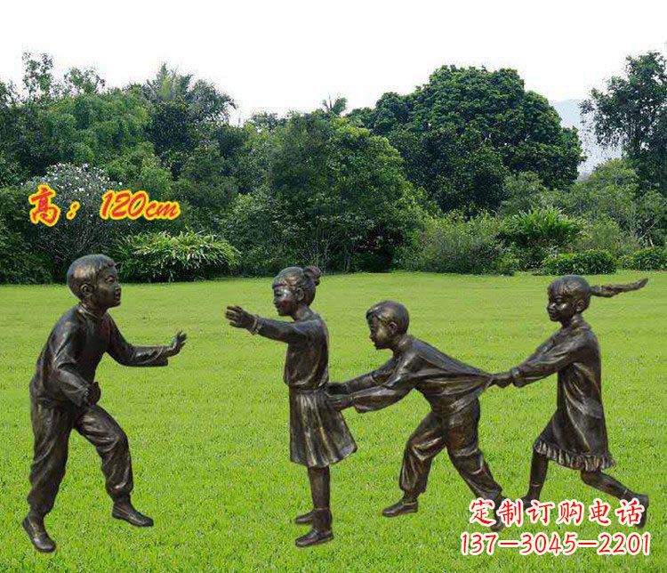 保定公园玩老鹰捉小鸡的儿童小品铜雕 (2)