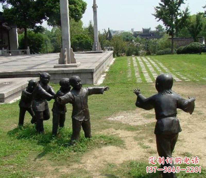 保定老鹰雕塑，巧妙玩耍、永记美好