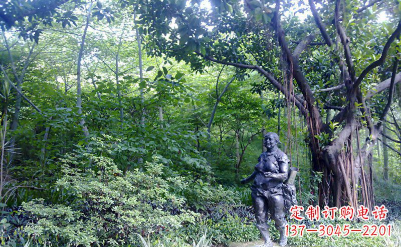 保定公园西方女人人物铜雕
