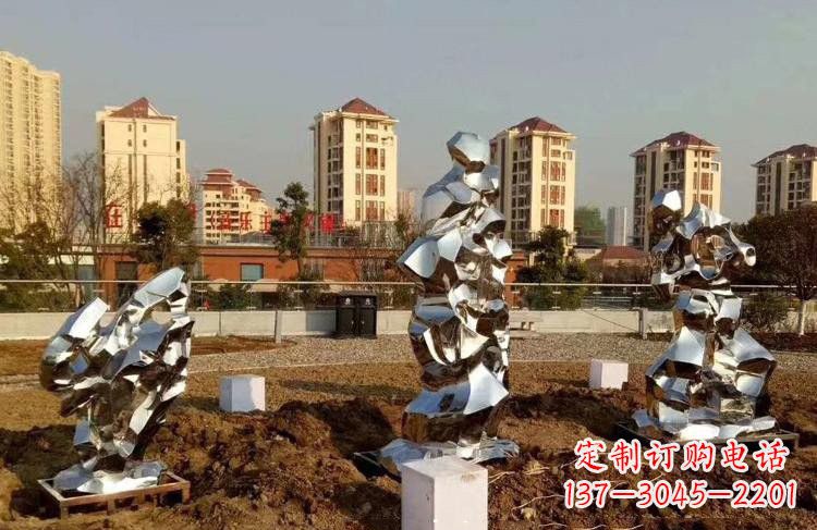 保定公园小区不锈钢太湖石雕塑