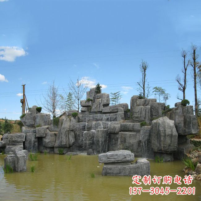 保定金碧辉煌的公园雕塑