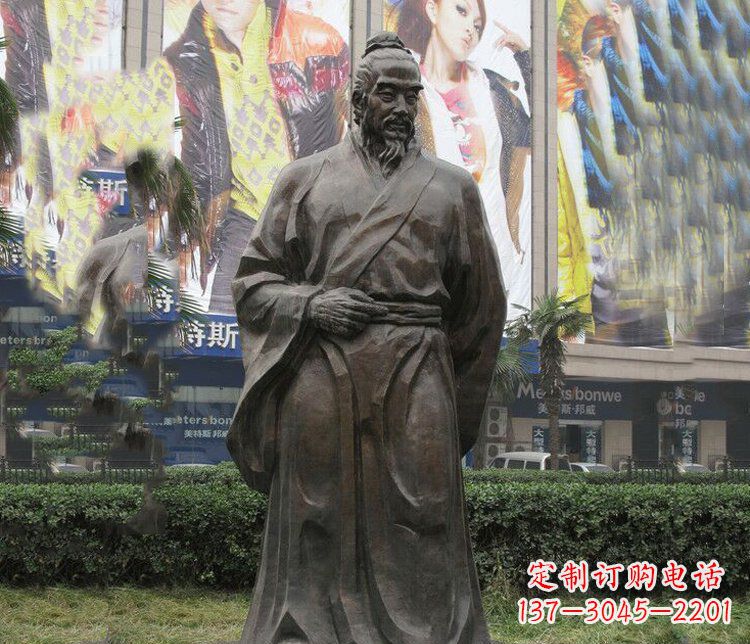 保定传承历史,激发灵感——李时珍铜雕
