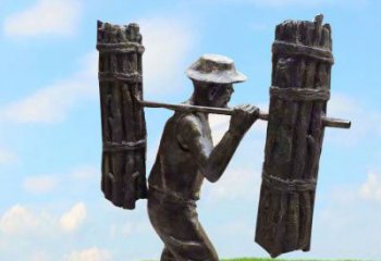 保定精美老人铜雕，传承古代挑柴精神