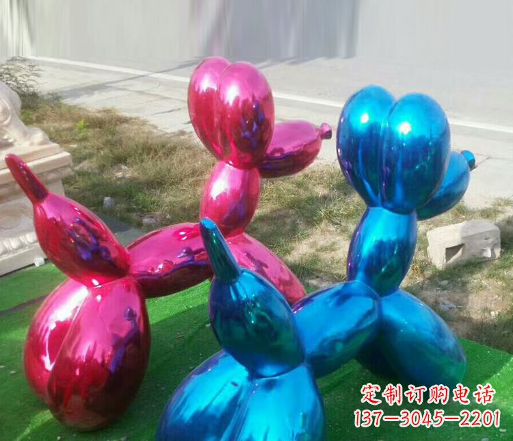 保定中领雕塑:精美不锈钢小狗雕塑,给您带来温馨的家庭氛围!