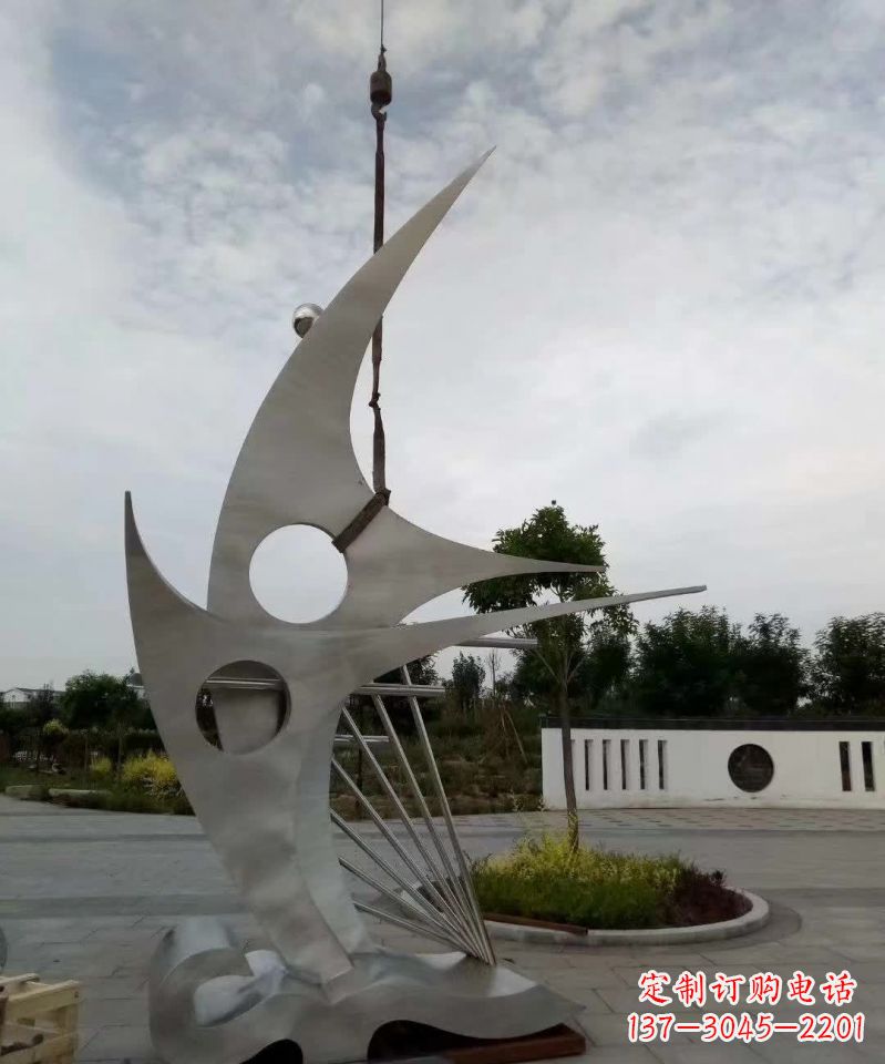 保定不锈钢帆船雕塑,铸就无限美丽