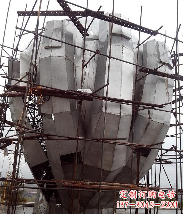 保定广场不锈钢蟠桃大型景观雕塑