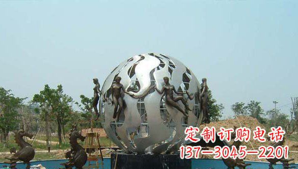 保定高雅大气不锈钢圆球喷泉雕塑
