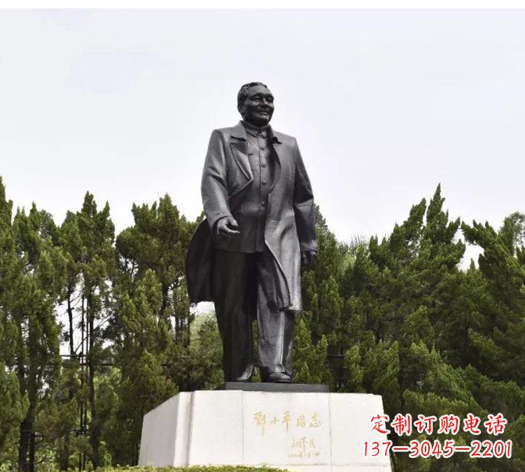 保定尊贵经典,中国历史巨人邓小平铜雕