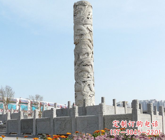 保定广场景观大理石龙柱石雕,展现神秘传统风采