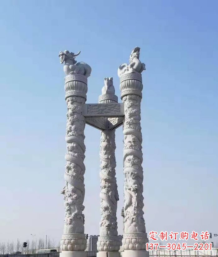 保定领雕塑:十二生肖石柱多彩景观
