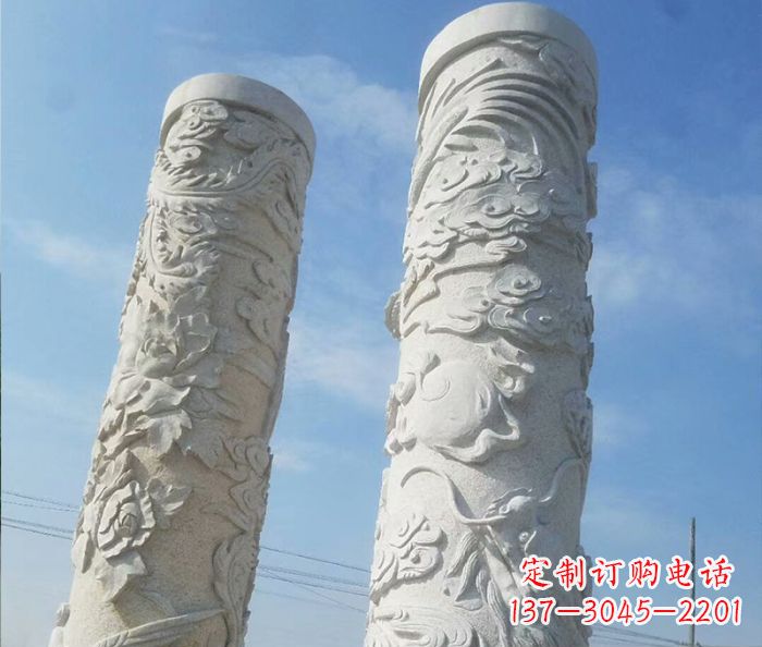 保定艺术化的广场龙柱石雕