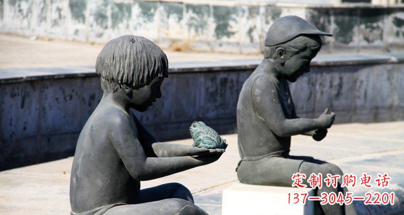 保定儿童景观铜雕,携带童趣的青蛙