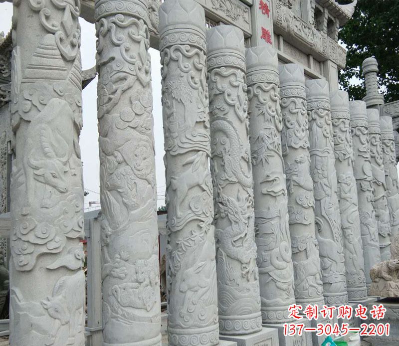 保定中领雕塑：专业定制十二生肖石柱景观石雕