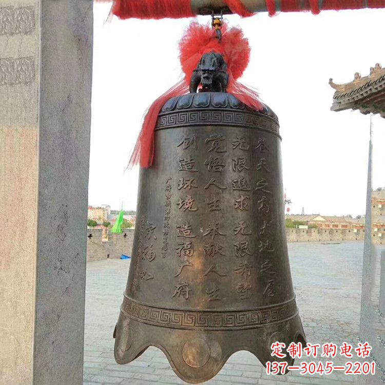 保定广场铜钟雕塑