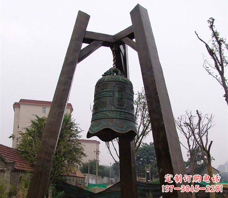 保定广场铜钟雕塑 (2)