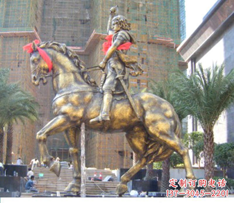 保定广场西方骑马战士纪念铜雕