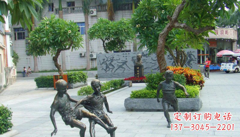 保定匠心细作,精致铜雕足球小孩