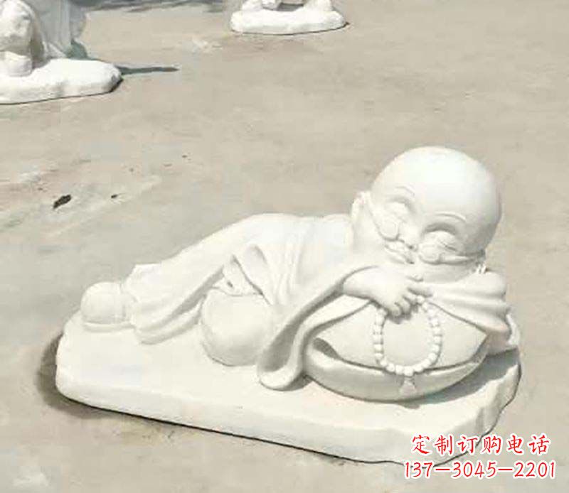 保定传统尊贵,别具一格的汉白玉小和尚雕塑