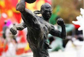 保定足球雕塑：展现无限自由
