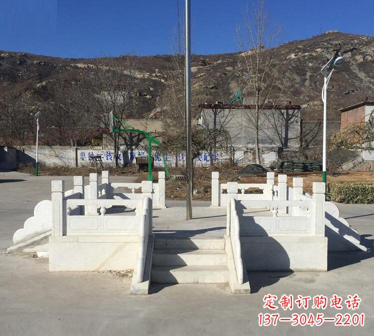 保定汉白玉雕刻的精致升旗台